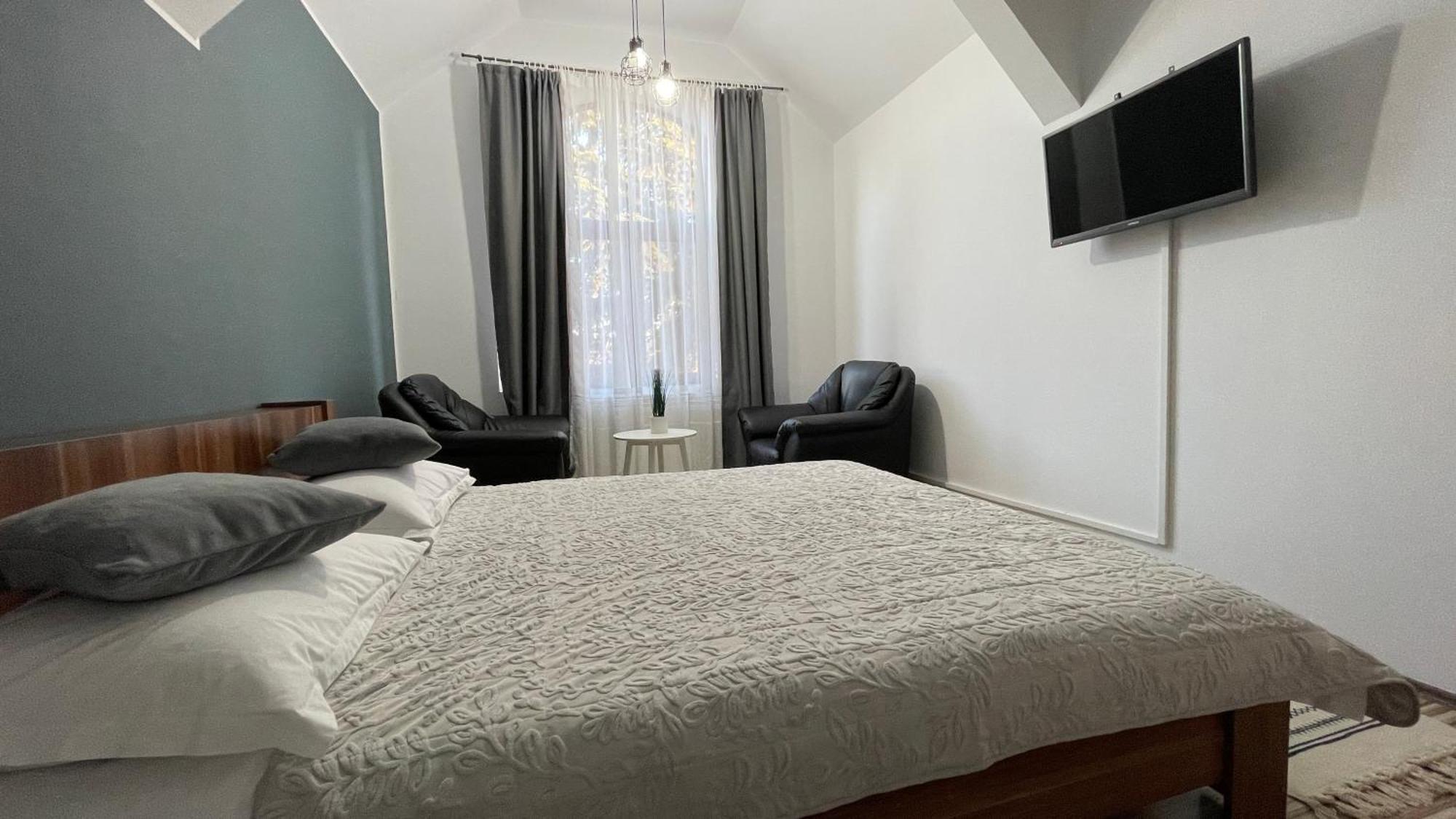 La Poarta Cetatii Villa Алба Юлия Екстериор снимка